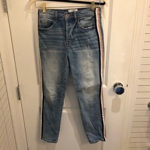 Straight Leg Jean with ribbon detail on side